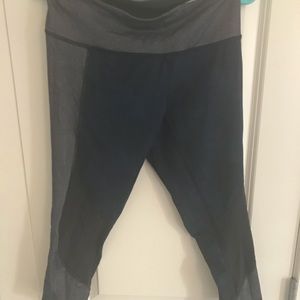 Lululemon 3/4 crop tights